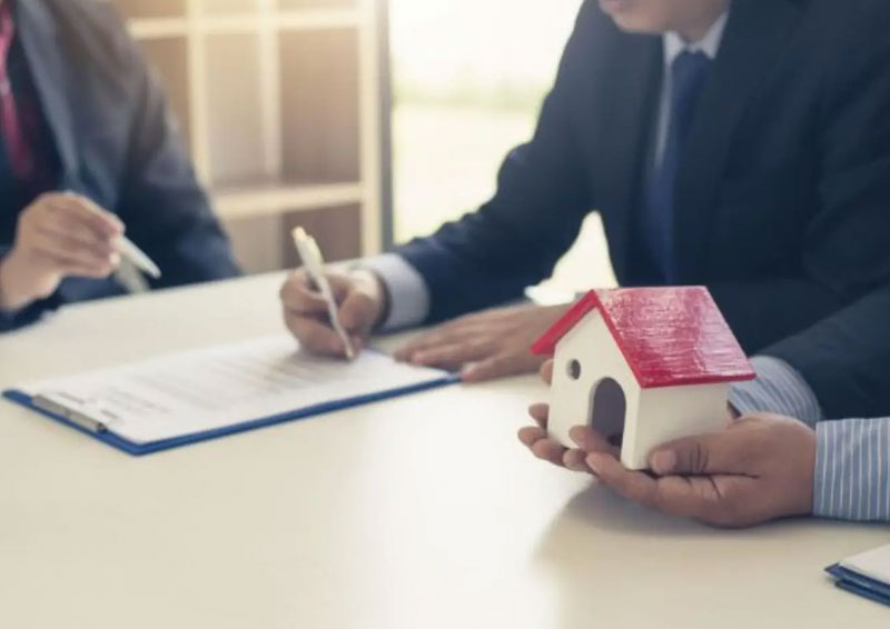 Nhà đang thế chấp ngân hàng có được chuyển nhượng cho người mua
